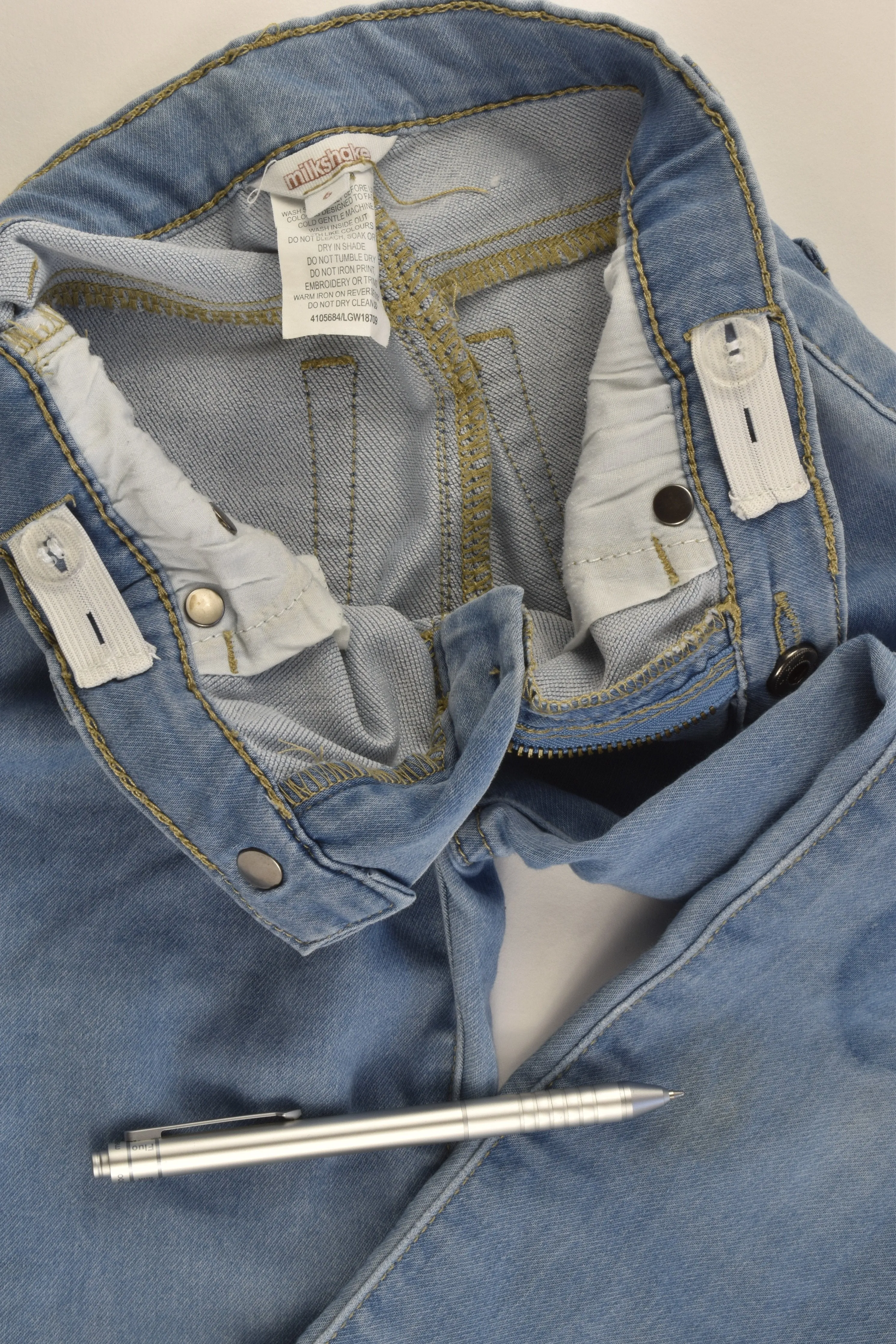 Milkshake Size 6 Lightweight Stretchy Denim Pants