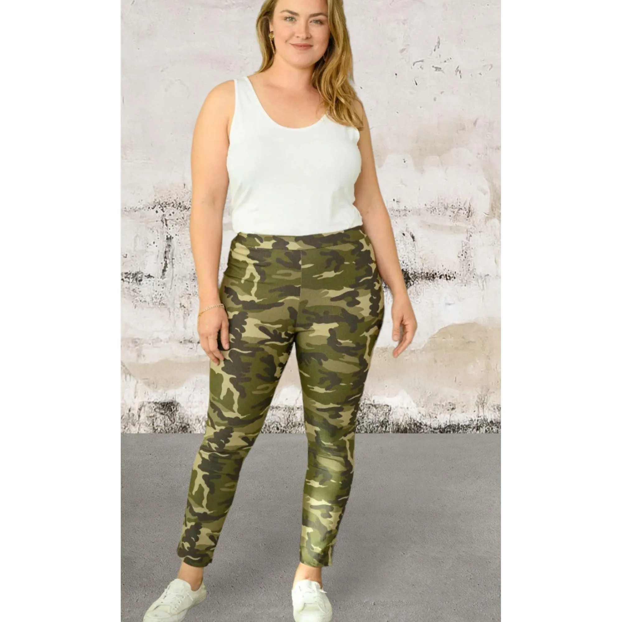 Plus size stretchy camouflage pants