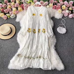 Women Chic Embroidered Vintage Dress