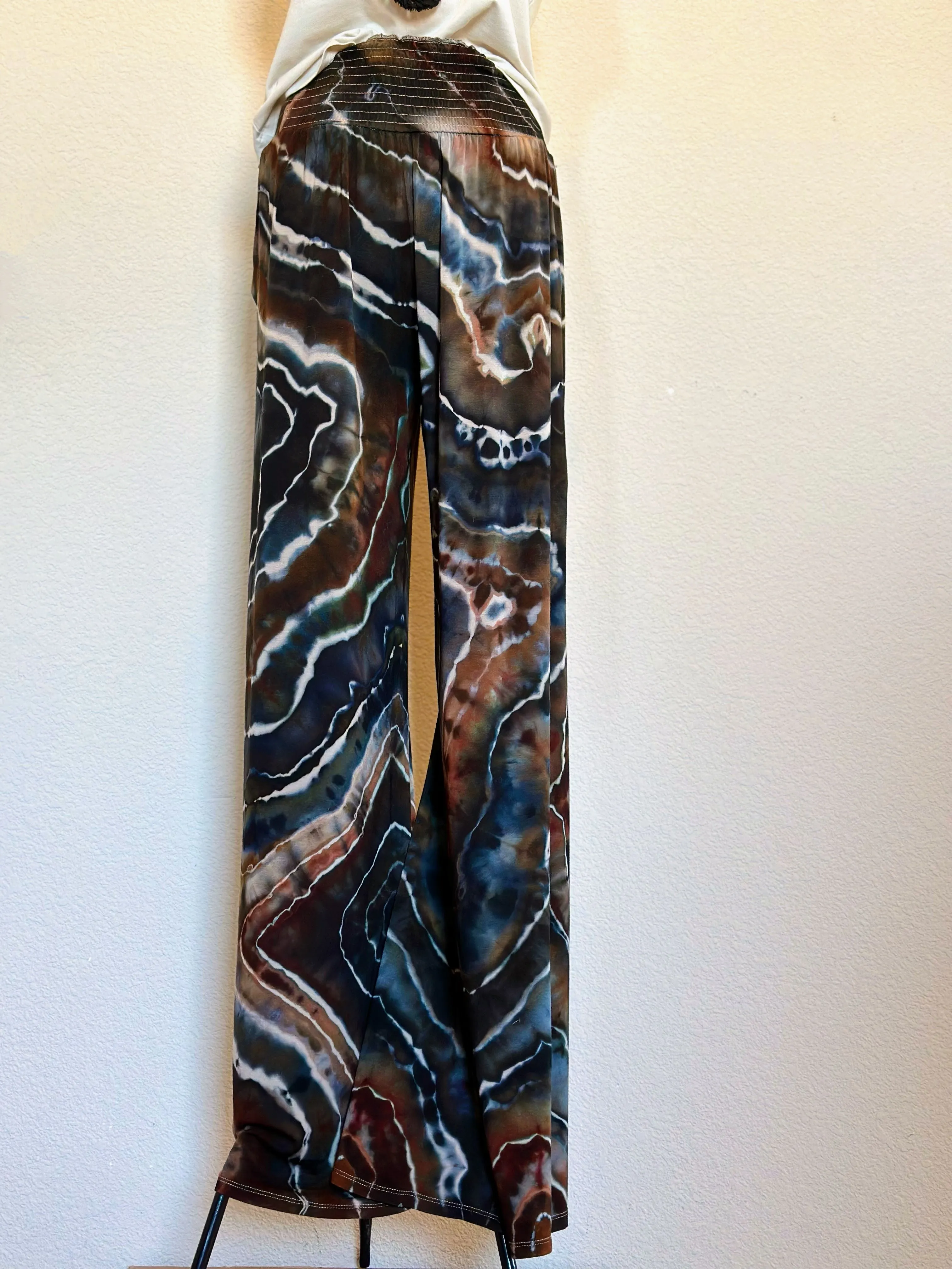 Women’s Large Tall Geode Palazzo Pants with Pockets in ‘Turkey Tail Mushroom’